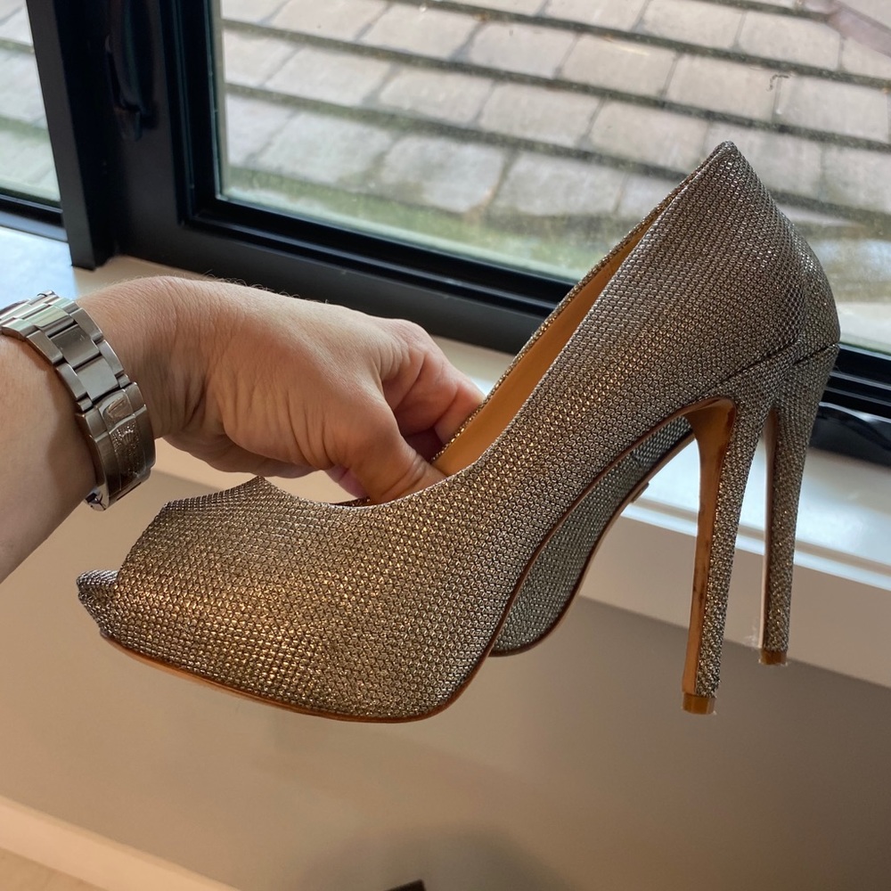 Badgley Mischka high heels